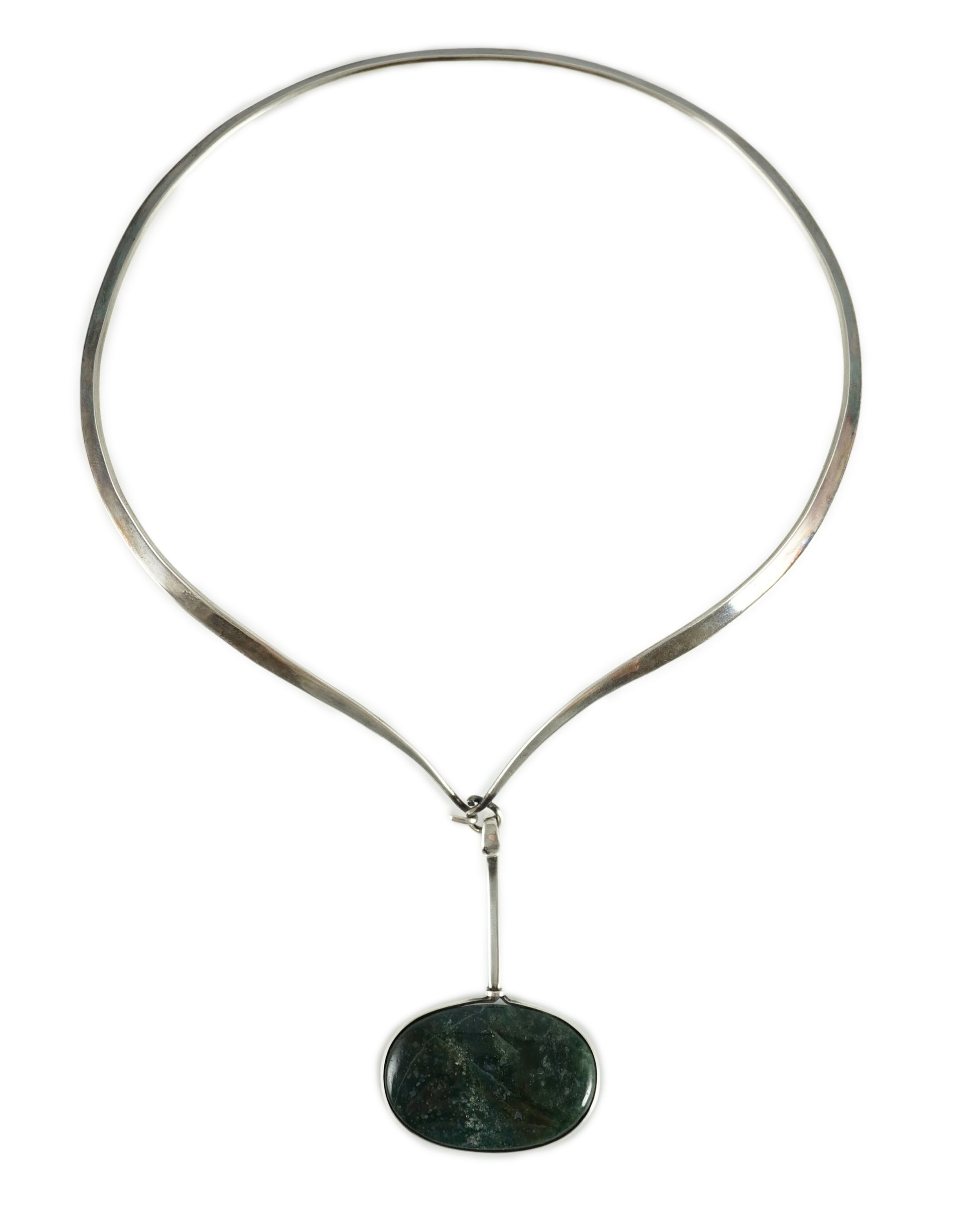 A Vivianna Torun for Georg Jensen sterling silver and moss agate set pendant necklet